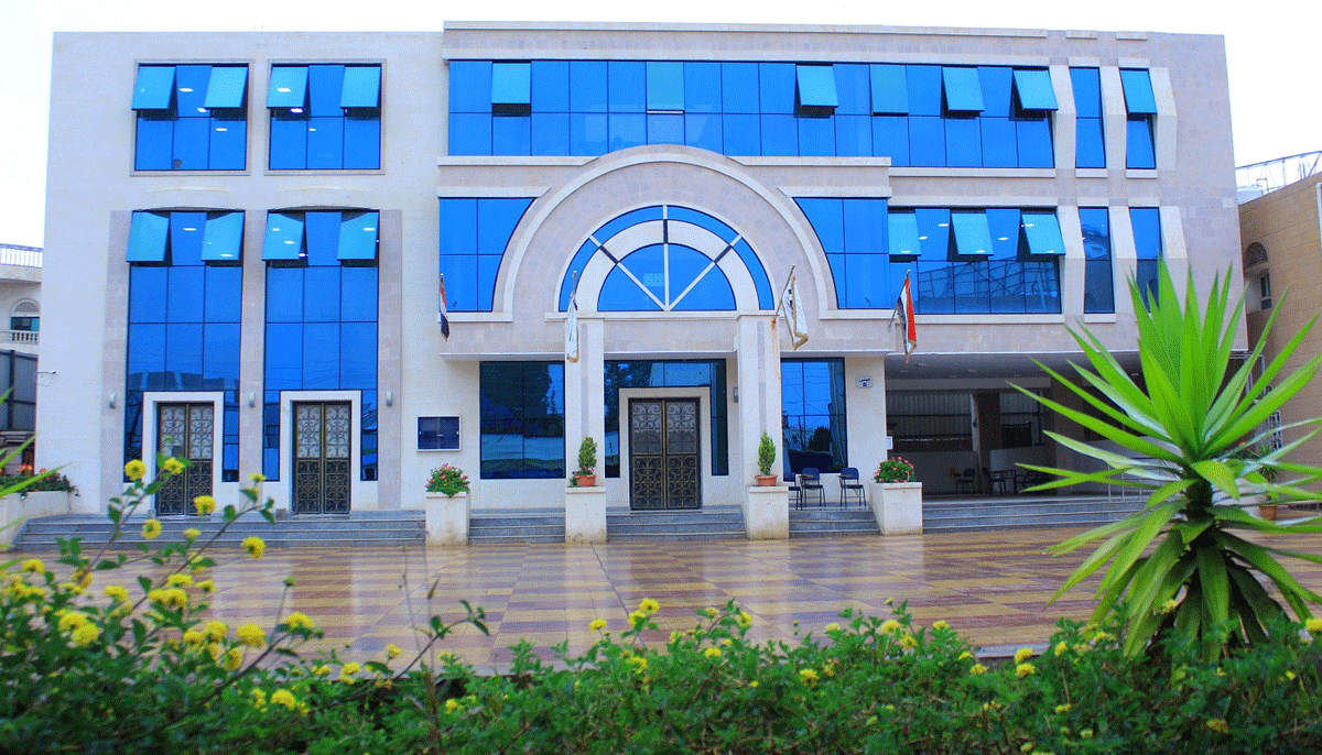 http://www.andalusuniv.net/AUSTNEW/userimages/news/2nm2s8py175gtrt8bjfwIMG_9904-01.png
