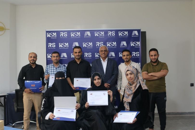 http://www.andalusuniv.net/AUSTNEW/userimages/news/359d395hhv451484863_936791328482145_3304397819106564126_n.jpg