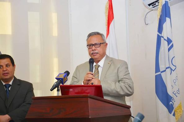 http://www.andalusuniv.net/AUSTNEW/userimages/news/7q6fv3wjt288.jpg
