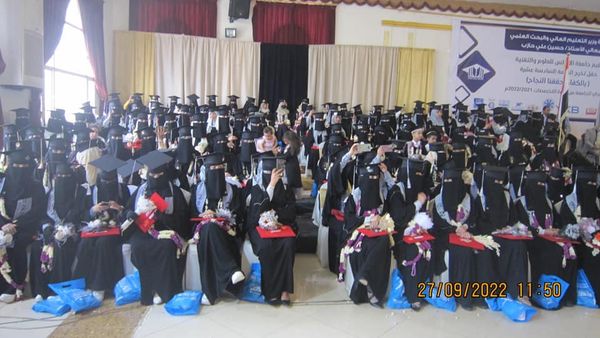 http://www.andalusuniv.net/AUSTNEW/userimages/news/hm9x8gn94r309489572_458235809671035_141079614567550574_n.jpg