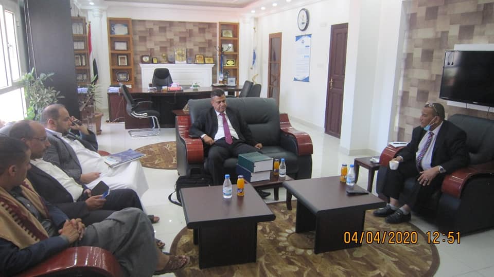http://www.andalusuniv.net/AUSTNEW/userimages/news/nmpqwd7r7s12.jpg