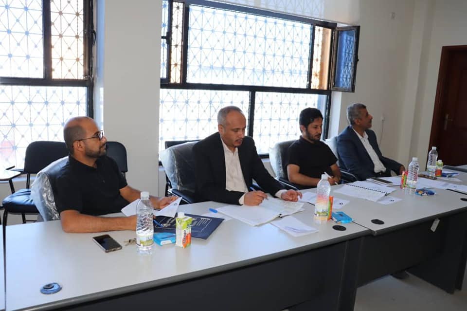 http://www.andalusuniv.net/AUSTNEW/userimages/news/rqm5gr9x37fffffffffffffff.jpg